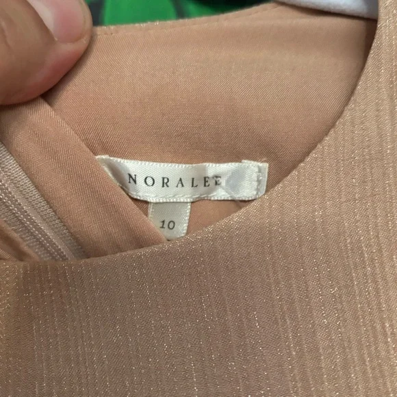 Noralee Josephine Tan Dress with Bow Apricot Gold and Gorgeous size 10 Holiday - Picture 2 of 4